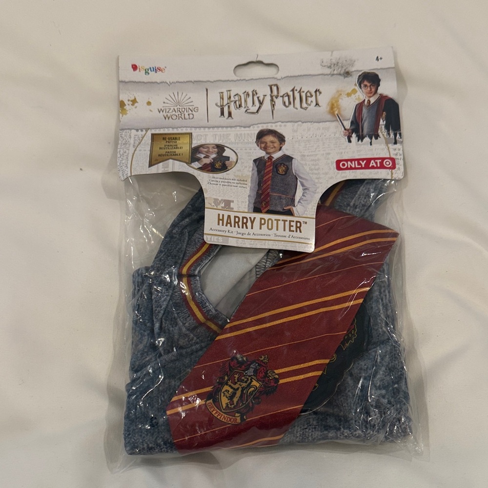 NWT Harry Potter Kids gryffindor Costume size 4
